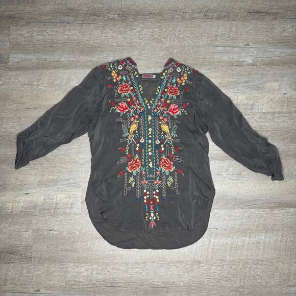 JOHNNY WAS Embroidered Tunic Floral Bird Rose BOHO Hippie Eyelet Rayon Bright XS - Picture 1 of 8
